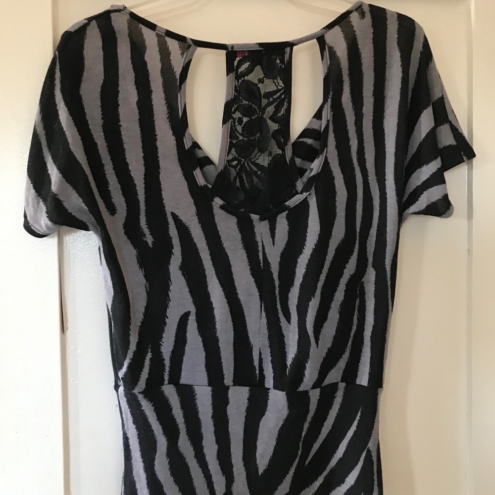 Racerback with lace detail top